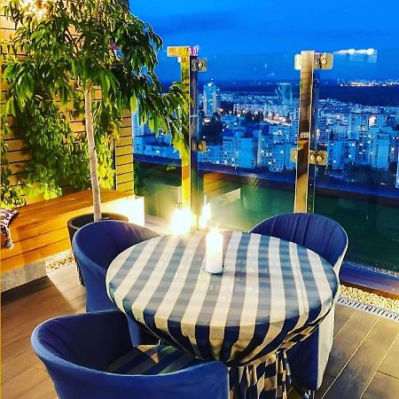 1 Room 60M2 Center Of Obolon Near River Side. With Terrace. 22 Floor Киев Экстерьер фото
