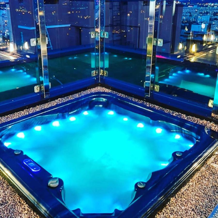 1 Room 60M2 Center Of Obolon Near River Side. With Terrace. 22 Floor Киев Экстерьер фото