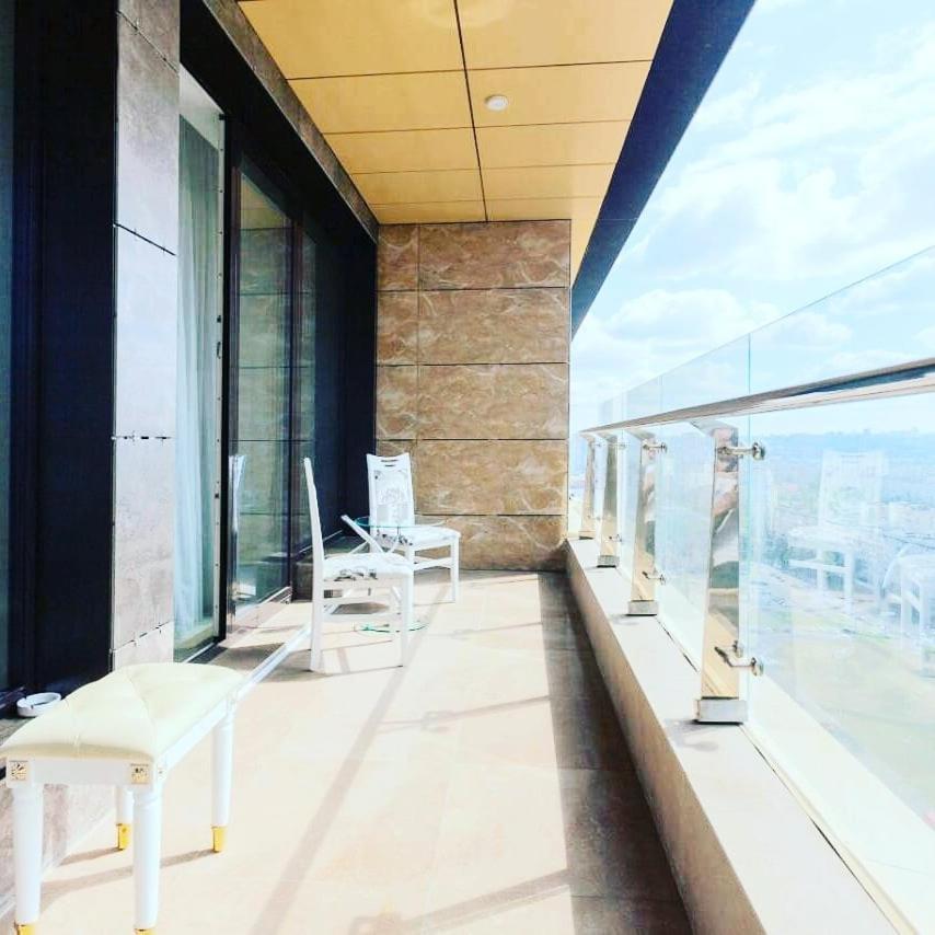 1 Room 60M2 Center Of Obolon Near River Side. With Terrace. 22 Floor Киев Экстерьер фото